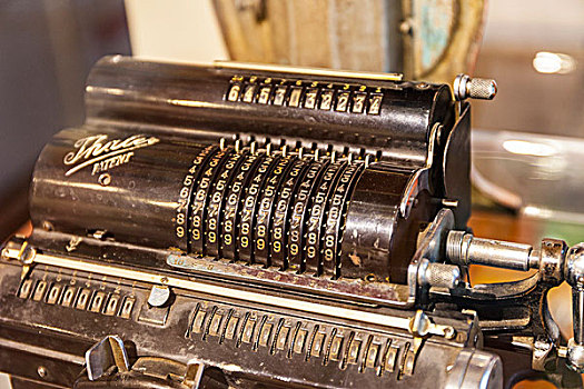 安装win7找不到硬盘的原因及解决措施